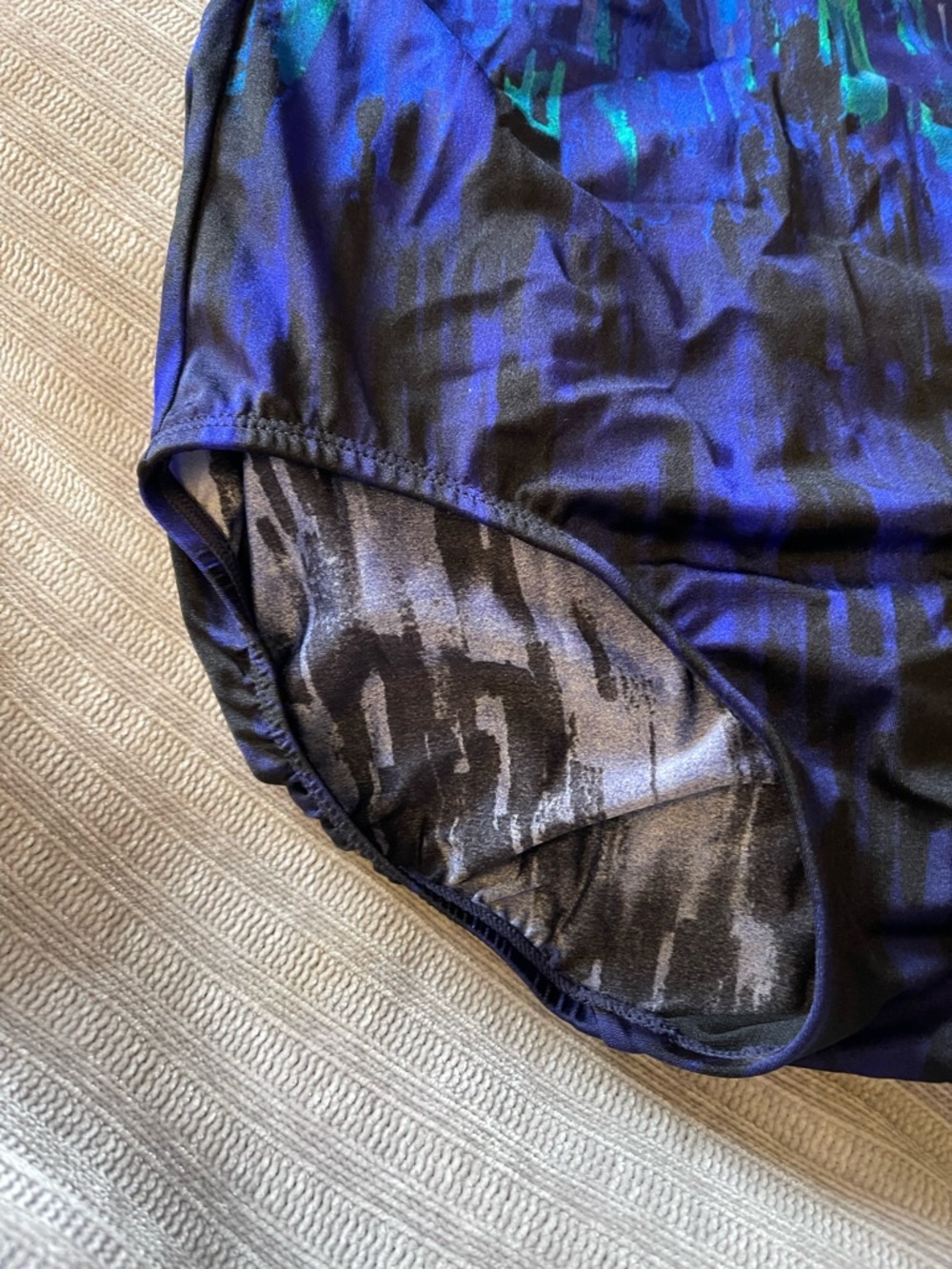 St. John's Bay Vibrant Multicolor One-Piece Swimsuit Size 12 - Picture 3 of 11